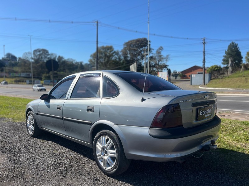 VECTRA 2.0 MPFI GLS 8V GASOLINA 4P MANUAL - 1997 - FARROUPILHA