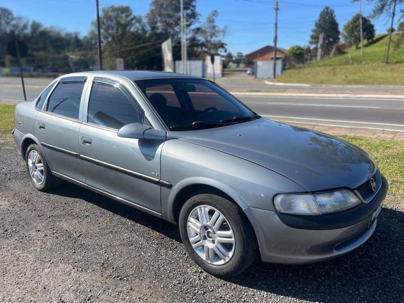 VECTRA 2.0 MPFI GLS 8V GASOLINA 4P MANUAL - 1997 - FARROUPILHA