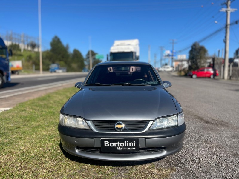 VECTRA 2.0 MPFI GLS 8V GASOLINA 4P MANUAL - 1997 - FARROUPILHA