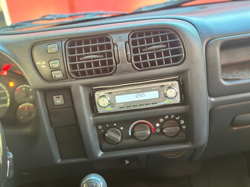 S10 2.8 DLX 4X4 CD 12V TURBO INTERCOOLER DIESEL 4P MANUAL - 2003 - CAXIAS DO SUL