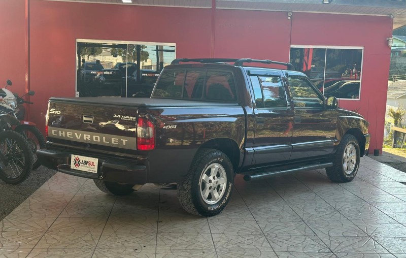 S10 2.8 DLX 4X4 CD 12V TURBO INTERCOOLER DIESEL 4P MANUAL - 2003 - CAXIAS DO SUL