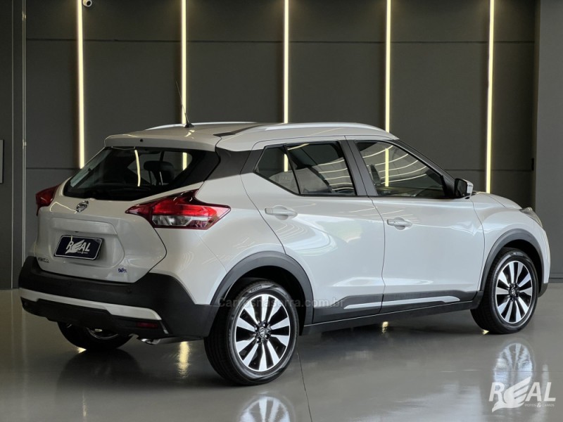 KICKS 1.6 16V FLEX SL 4P XTRONIC - 2017 - SAPIRANGA