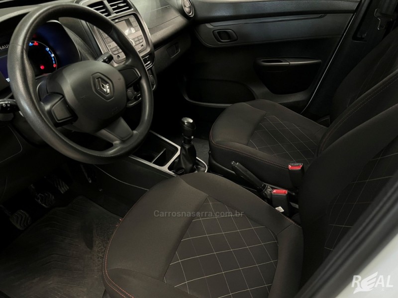 KWID 1.0 12V SCE FLEX ZEN MANUAL - 2024 - SAPIRANGA