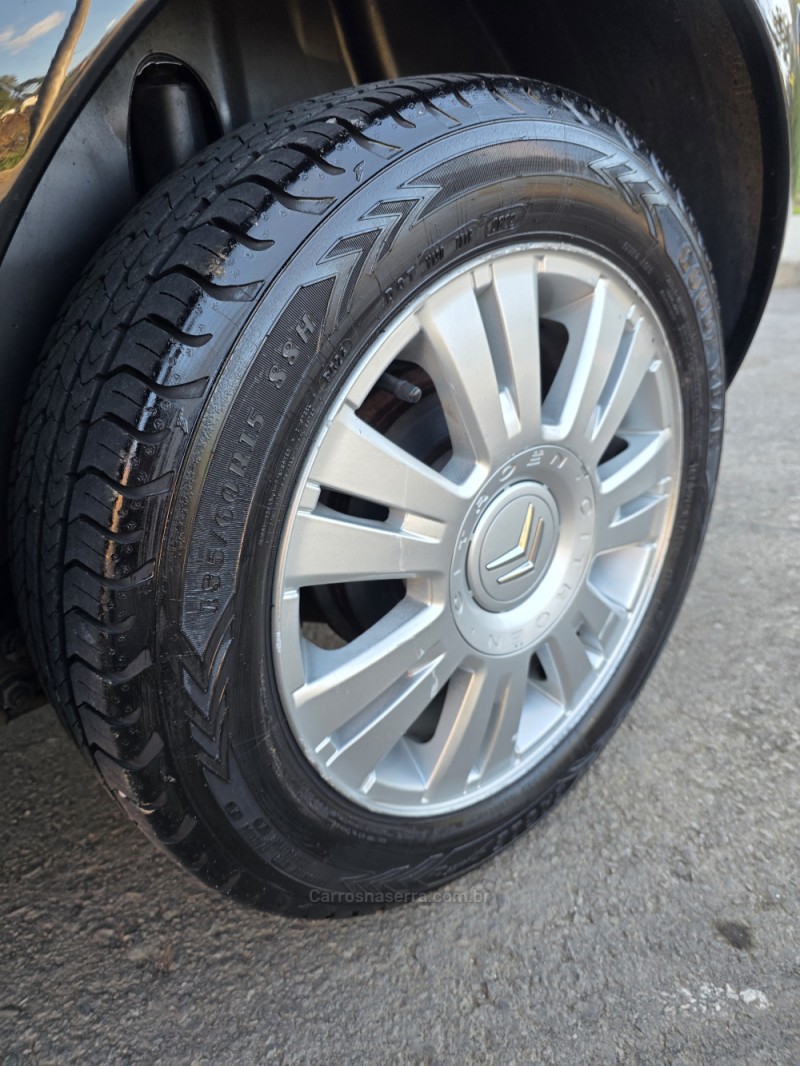 C3 1.4 I GLX 8V FLEX 4P MANUAL - 2011 - CAXIAS DO SUL