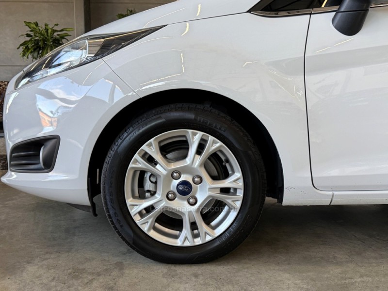 FIESTA 1.6 SE HATCH 16V FLEX 4P MANUAL - 2016 - BENTO GONçALVES