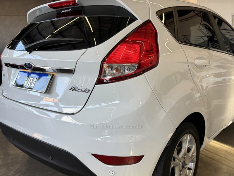 FIESTA 1.6 SE HATCH 16V FLEX 4P MANUAL - 2016 - BENTO GONçALVES