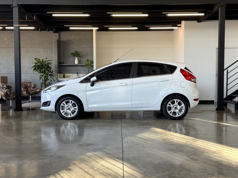 FIESTA 1.6 SE HATCH 16V FLEX 4P MANUAL - 2016 - BENTO GONçALVES