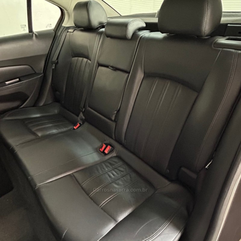 CRUZE 1.8 LT 16V FLEX 4P AUTOMÁTICO - 2016 - VACARIA