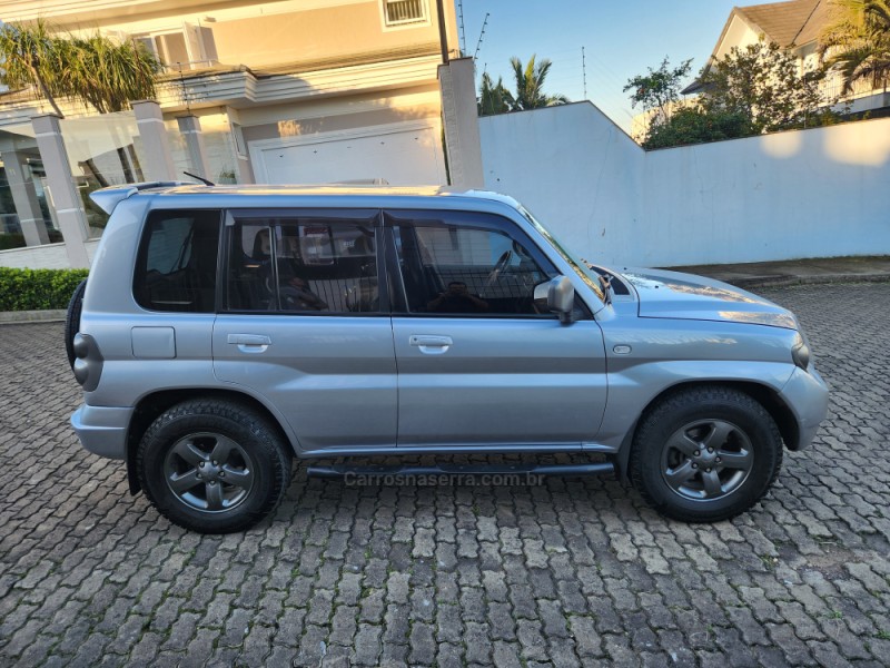 PAJERO TR4 2.0 4X4 16V 131CV GASOLINA 4P AUTOMÁTICO - 2007 - MONTENEGRO