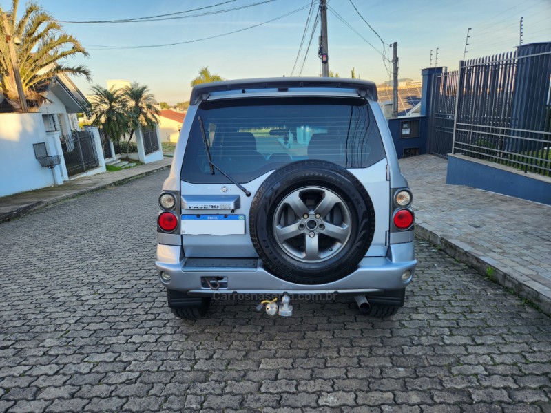 PAJERO TR4 2.0 4X4 16V 131CV GASOLINA 4P AUTOMÁTICO - 2007 - MONTENEGRO