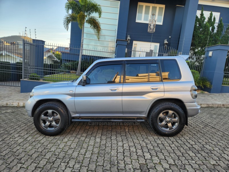 PAJERO TR4 2.0 4X4 16V 131CV GASOLINA 4P AUTOMÁTICO - 2007 - MONTENEGRO