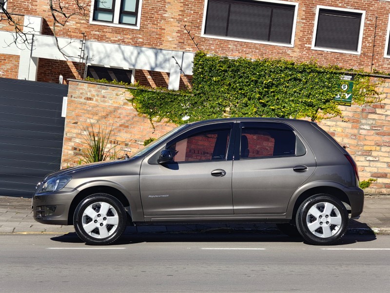 CELTA 1.0 MPFI ADVANTAGE 8V FLEX 4P MANUAL - 2014 - FARROUPILHA