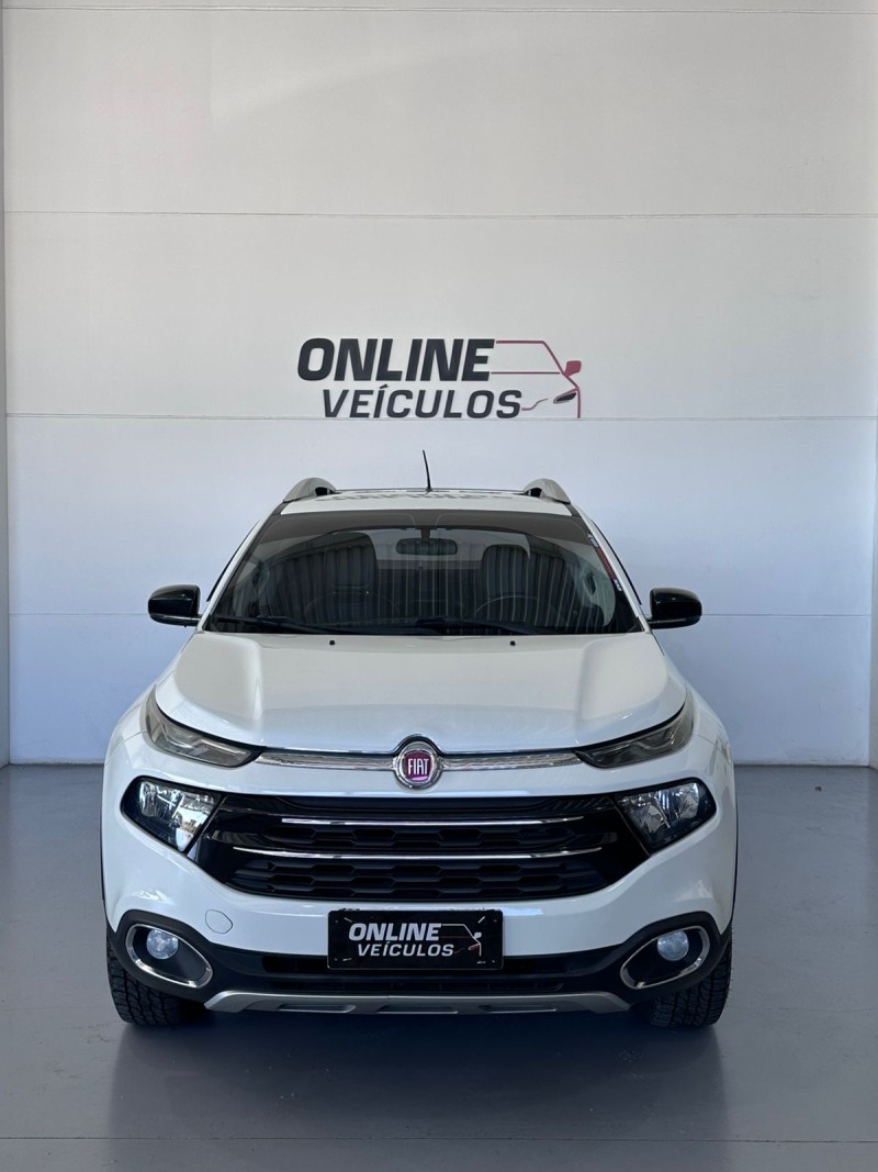 TORO 2.0 16V TURBO DIESEL VOLCANO 4WD AUTOMÁTICO - 2017 - FARROUPILHA