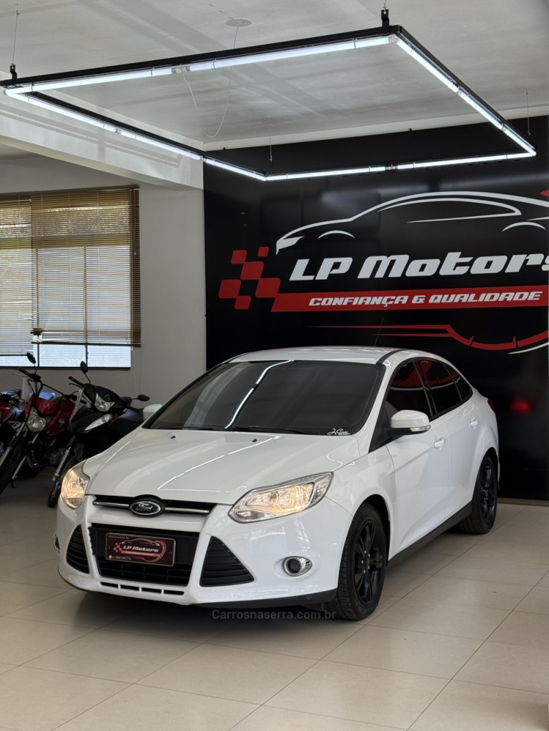 focus 2.0 16v flex 4p automatico 2015 farroupilha