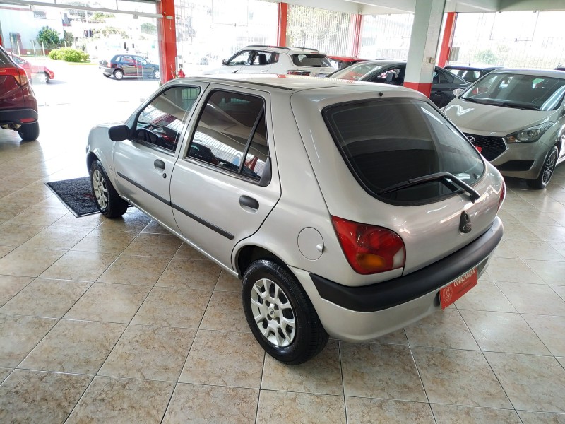 FIESTA 1.0 MPI STREET 8V GASOLINA 4P MANUAL - 2002 - CAXIAS DO SUL