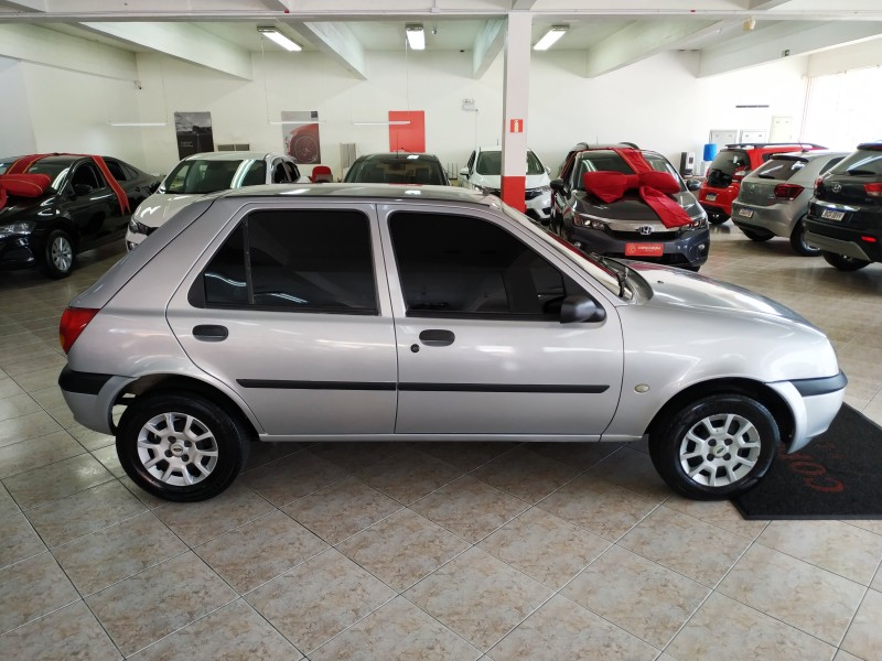 FIESTA 1.0 MPI STREET 8V GASOLINA 4P MANUAL - 2002 - CAXIAS DO SUL