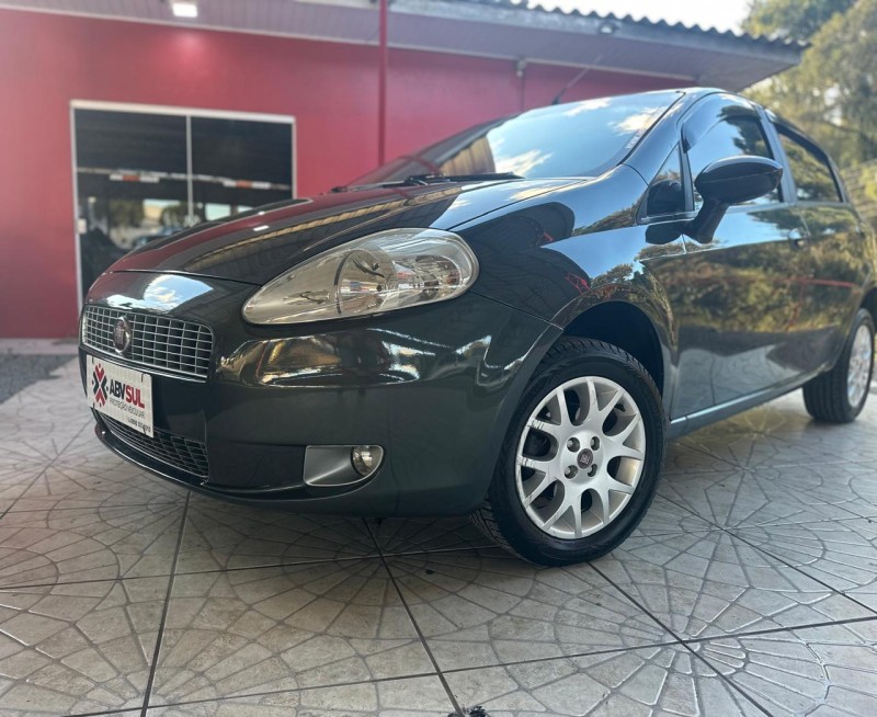 PUNTO 1.8 HLX 8V FLEX 4P MANUAL - 2008 - CAXIAS DO SUL