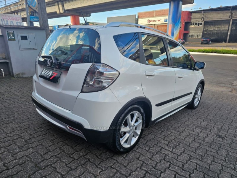 FIT 1.5 TWIST 16V FLEX 4P AUTOMÁTICO - 2014 - NOVO HAMBURGO