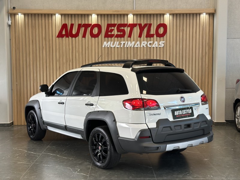 PALIO 1.8 MPI ADVENTURE WEEKEND 8V GASOLINA 4P MANUAL - 2015 - ESTâNCIA VELHA