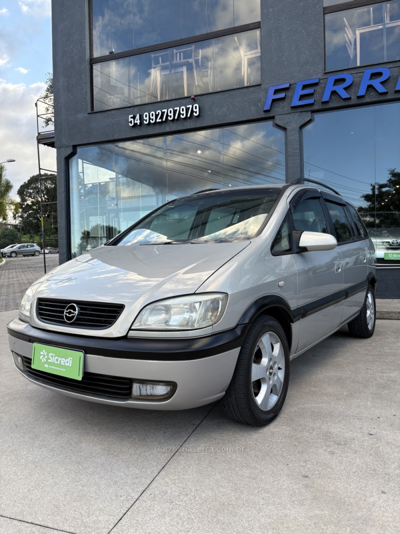 ZAFIRA 2.0 MPFI 16V GASOLINA 4P MANUAL - 2004 - GARIBALDI