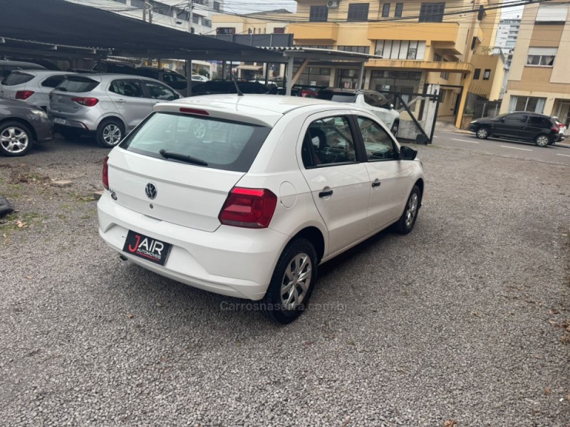 GOL 1.0 12V MPI TOTALFLEX 4P MANUAL - 2022 - GARIBALDI