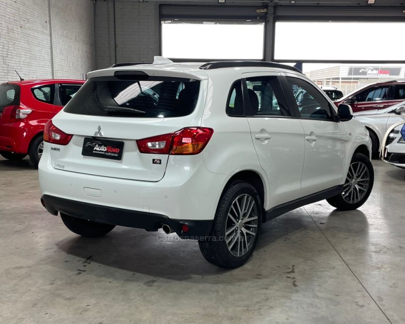 ASX 2.0 4X2 16V FLEX 4P AUTOMÁTICA - 2018 - VACARIA