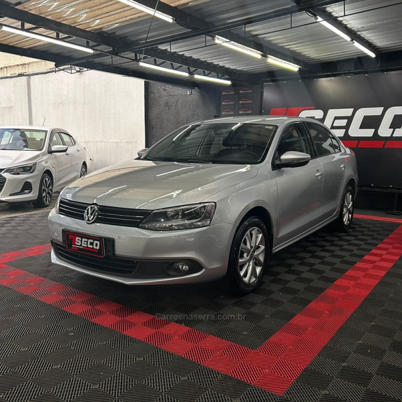 JETTA 2.0 COMFORTLINE FLEX 4P MANUAL - 2012 - PASSO FUNDO
