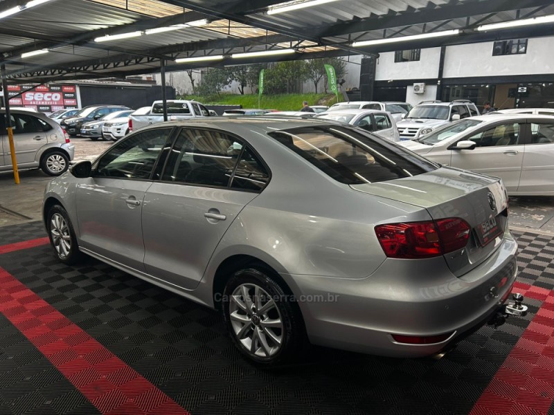 JETTA 2.0 COMFORTLINE FLEX 4P MANUAL - 2012 - PASSO FUNDO