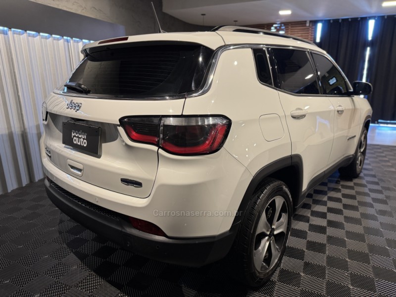 COMPASS 2.0 LONGITUDE TD350 TURBO DIESEL 4X4 4P AUTOMÁTICO - 2018 - FARROUPILHA