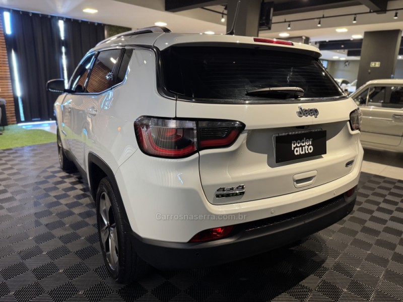 COMPASS 2.0 LONGITUDE TD350 TURBO DIESEL 4X4 4P AUTOMÁTICO - 2018 - FARROUPILHA