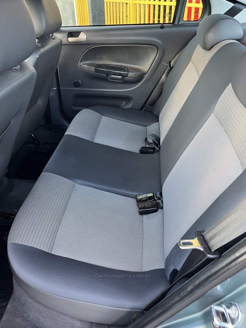 VOYAGE 1.6 MI 8V FLEX 4P MANUAL - 2011 - CAXIAS DO SUL