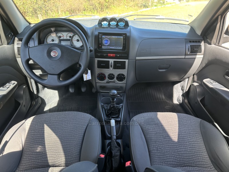 PALIO 1.8 MPI ADVENTURE LOCKER WEEKEND 16V FLEX 4P MANUAL - 2012 - NOVA PRATA