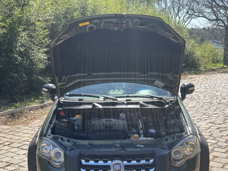 PALIO 1.8 MPI ADVENTURE LOCKER WEEKEND 16V FLEX 4P MANUAL - 2012 - NOVA PRATA