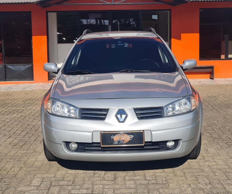MÉGANE 1.6 DYNAMIQUE GRAND TOUR 16V FLEX 4P MANUAL - 2011 - CANELA