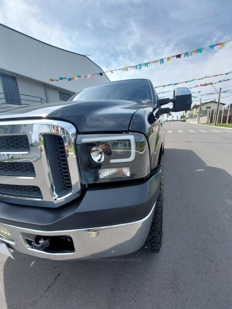 F-250 3.9 XLT MAX POWER 4X4 CD DIESEL 4P MANUAL - 2008 - FARROUPILHA