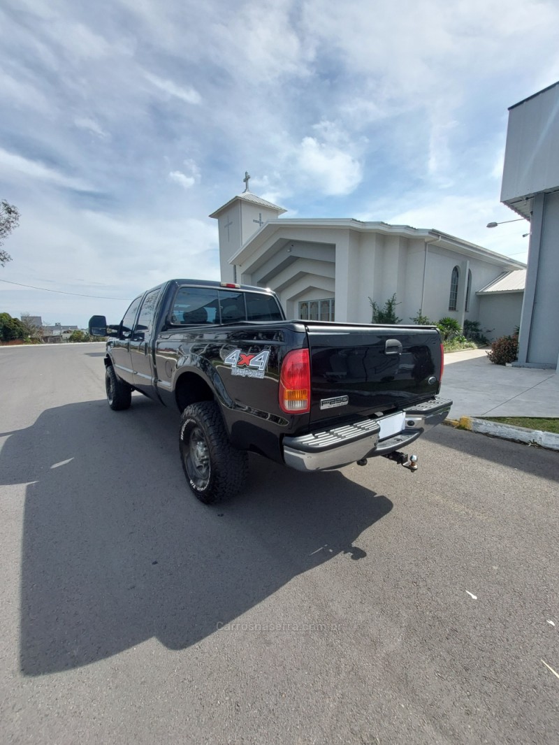 F-250 3.9 XLT MAX POWER 4X4 CD DIESEL 4P MANUAL - 2008 - FARROUPILHA