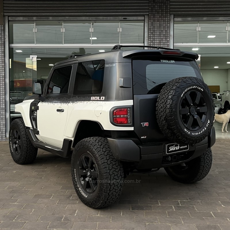 T4 BOLD 3.2 TDI 4X4 20V TURBO DIESEL 2P MANUAL - 2017 - VACARIA