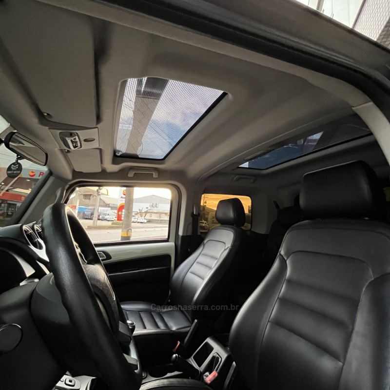 T4 BOLD 3.2 TDI 4X4 20V TURBO DIESEL 2P MANUAL - 2017 - VACARIA
