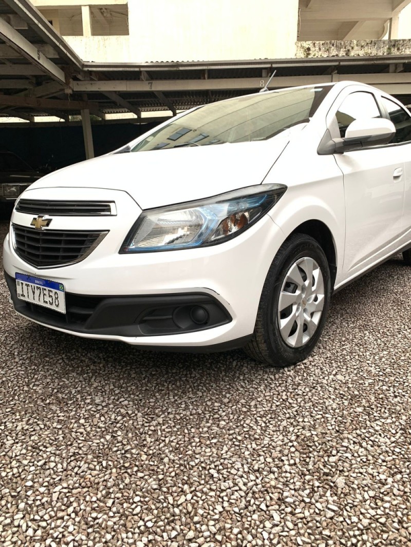 ONIX 1.4 MPFI LT 8V FLEX 4P MANUAL - 2013 - CAXIAS DO SUL