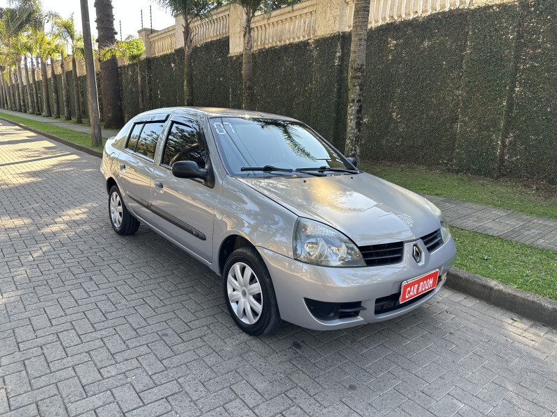 CLIO 1.0 AUTHENTIQUE SEDAN 16V FLEX 4P MANUAL - 2007 - CAXIAS DO SUL