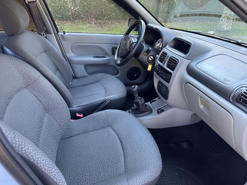 CLIO 1.0 AUTHENTIQUE SEDAN 16V FLEX 4P MANUAL - 2007 - CAXIAS DO SUL