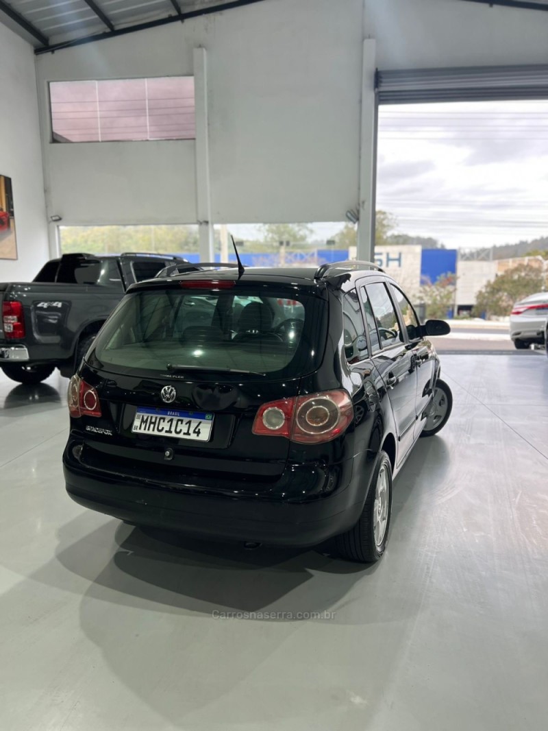 SPACEFOX 1.6 MI 8V FLEX 4P MANUAL - 2009 - ESTâNCIA VELHA