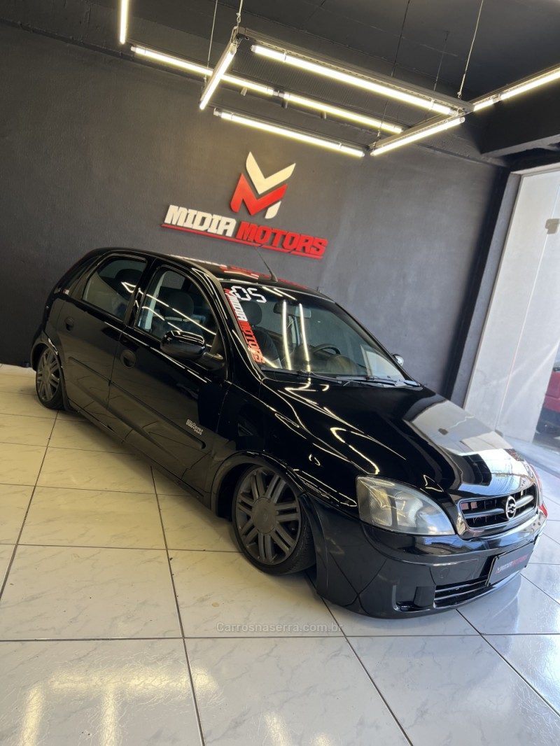 CORSA 1.0 MPFI MAXX 8V GASOLINA 4P MANUAL - 2005 - CAXIAS DO SUL