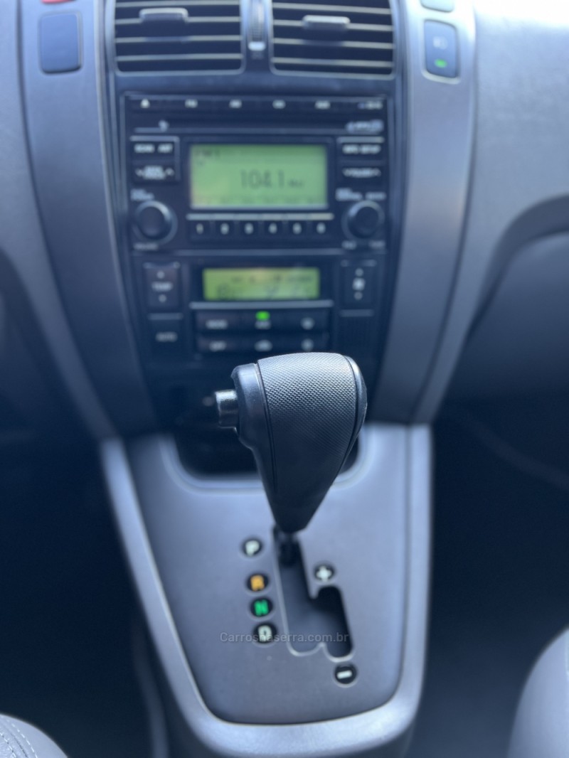 TUCSON 2.0 MPFI GLS 16V 143CV 2WD GASOLINA 4P AUTOMÁTICO - 2012 - DOIS IRMãOS