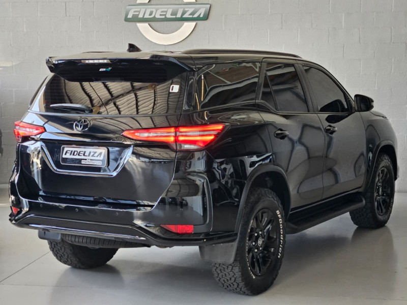 HILUX SW4 2.8 SRX 4X4 DIAMOND 16V TURBO DIESEL 4P 7 LUGARES AUTOMÁTICO - 2022 - FARROUPILHA