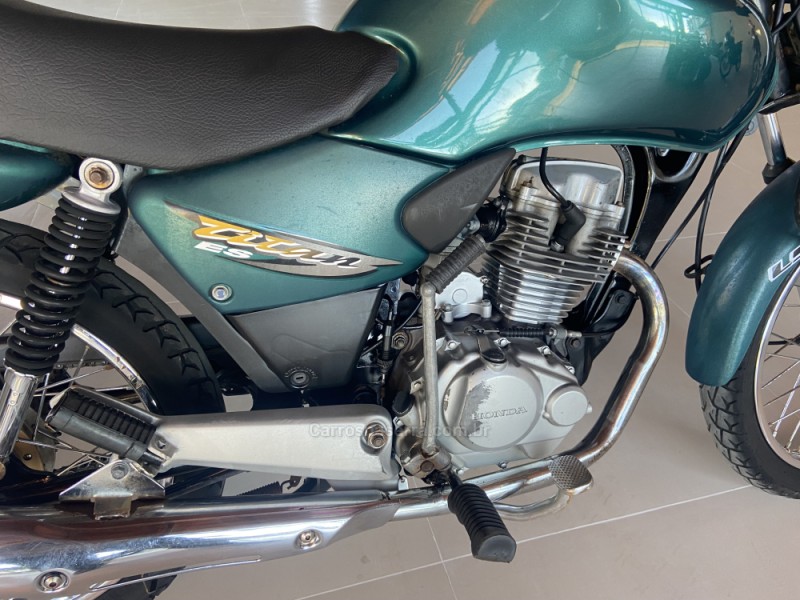 CG 125 TITAN ES - 2001 - CANELA