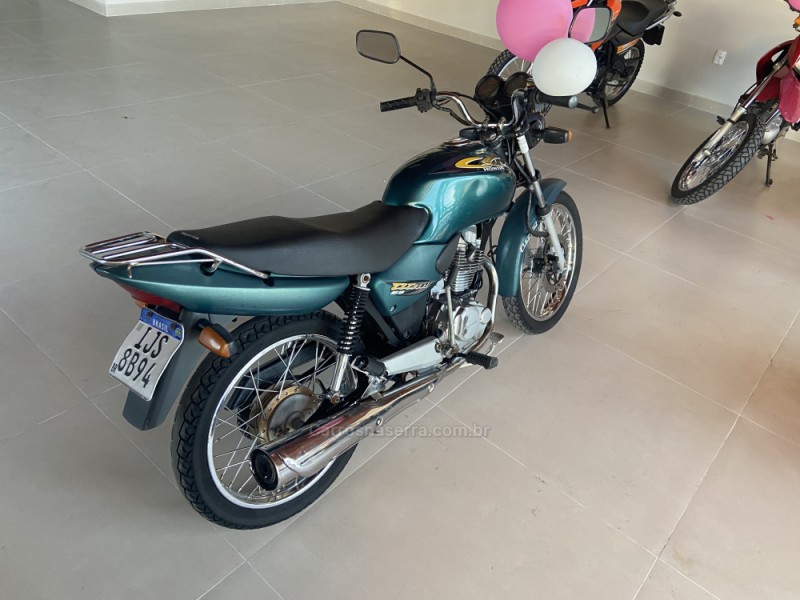 CG 125 TITAN ES - 2001 - CANELA