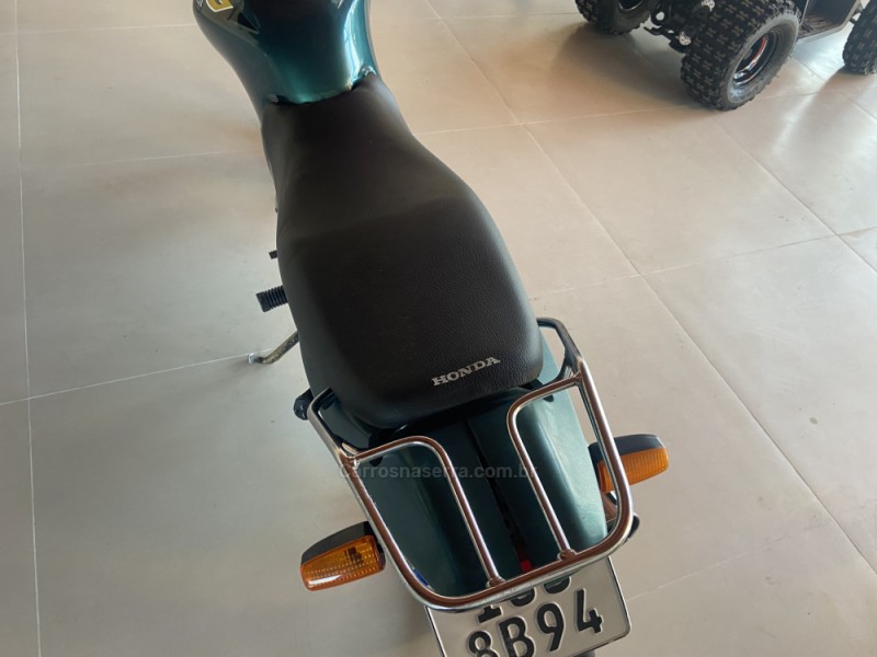 CG 125 TITAN ES - 2001 - CANELA