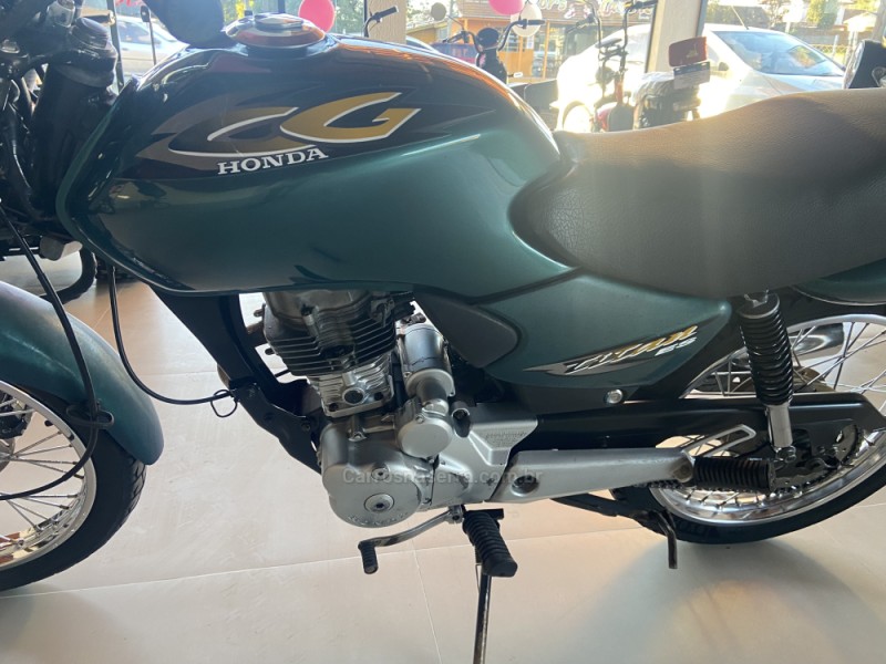CG 125 TITAN ES - 2001 - CANELA
