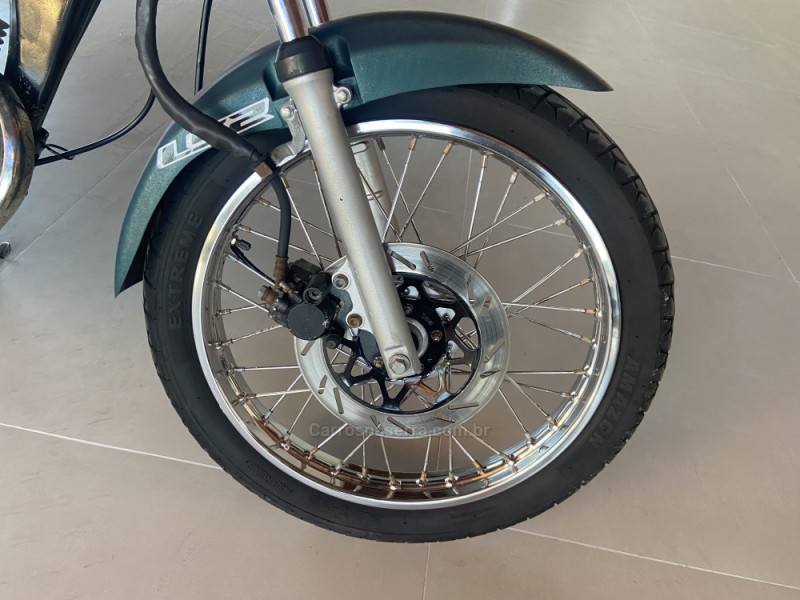 CG 125 TITAN ES - 2001 - CANELA